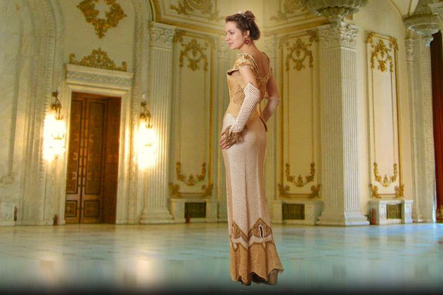 Vienetinės, originalios rankų darbo nertos vestuvinės suknelės Anna Vaasi: puošni bet subtili romantika
