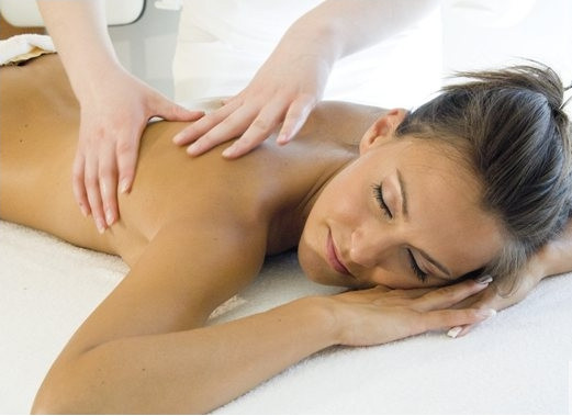 Gydomasis nugaros masažas – ne tik malonumas, bet ir sveikata!