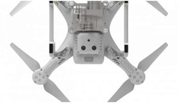 Dronas-orlaivis DJI PHANTOM 3 ADVANCED: Skriskite ten kur akys mato - patalpose, lauke palei žemę!