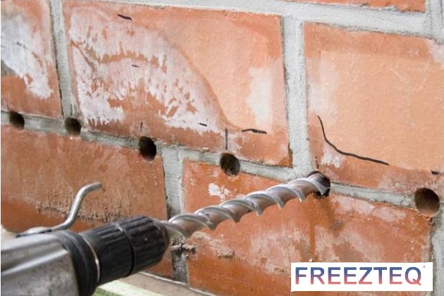 Horizontalios izoliacijos atstatymas su FREEZTEQ hidroizoliavimo sistema