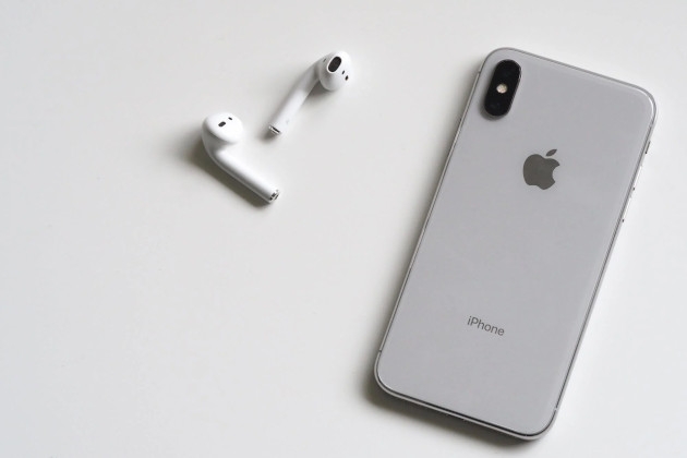 Kuo skiriasi originalios ir neoriginalios iPhone dalys?