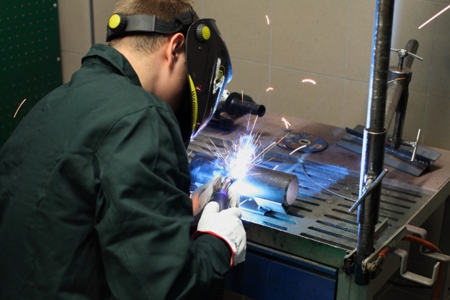 Metalų technologijų mokymai Vilniaus Jeruzalės darbo rinkos mokymo centre