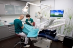 Dantų gydytojas, UAB - odontologijos klinika PAPADENT: dantų implantacija, viso žandikaulio atstatymas All-on-4, dantų protezavimas, laminatės