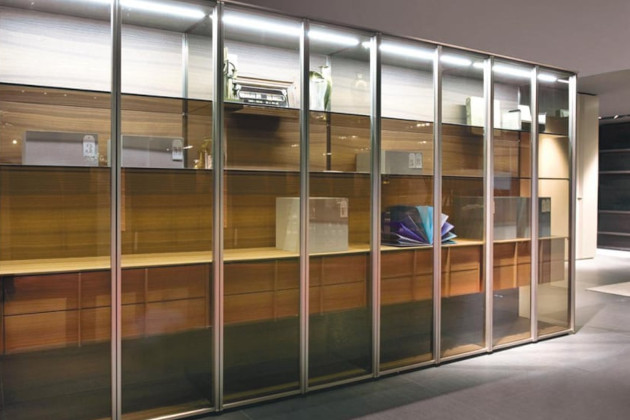 Spintų sistemos, UAB - inovatyvios spintų sistemos: aukštos kokybės stumdomų durų sistemos, aliuminio profiliai, lentynos, baldų furnitūra