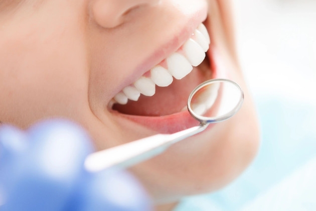 Dantų protezavimas – ką svarbu žinoti?