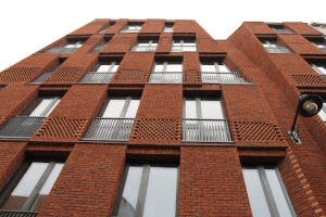 Pakabinami plytiniai fasadai BAUT – naujoji architektūrinė plastika